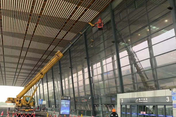 南靖玻璃幕墙维护和保养